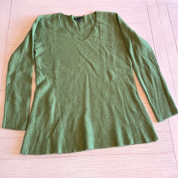 Eileen Fisher Sweaters - Eileen Fisher V-Neck Italian Yarn Sweater